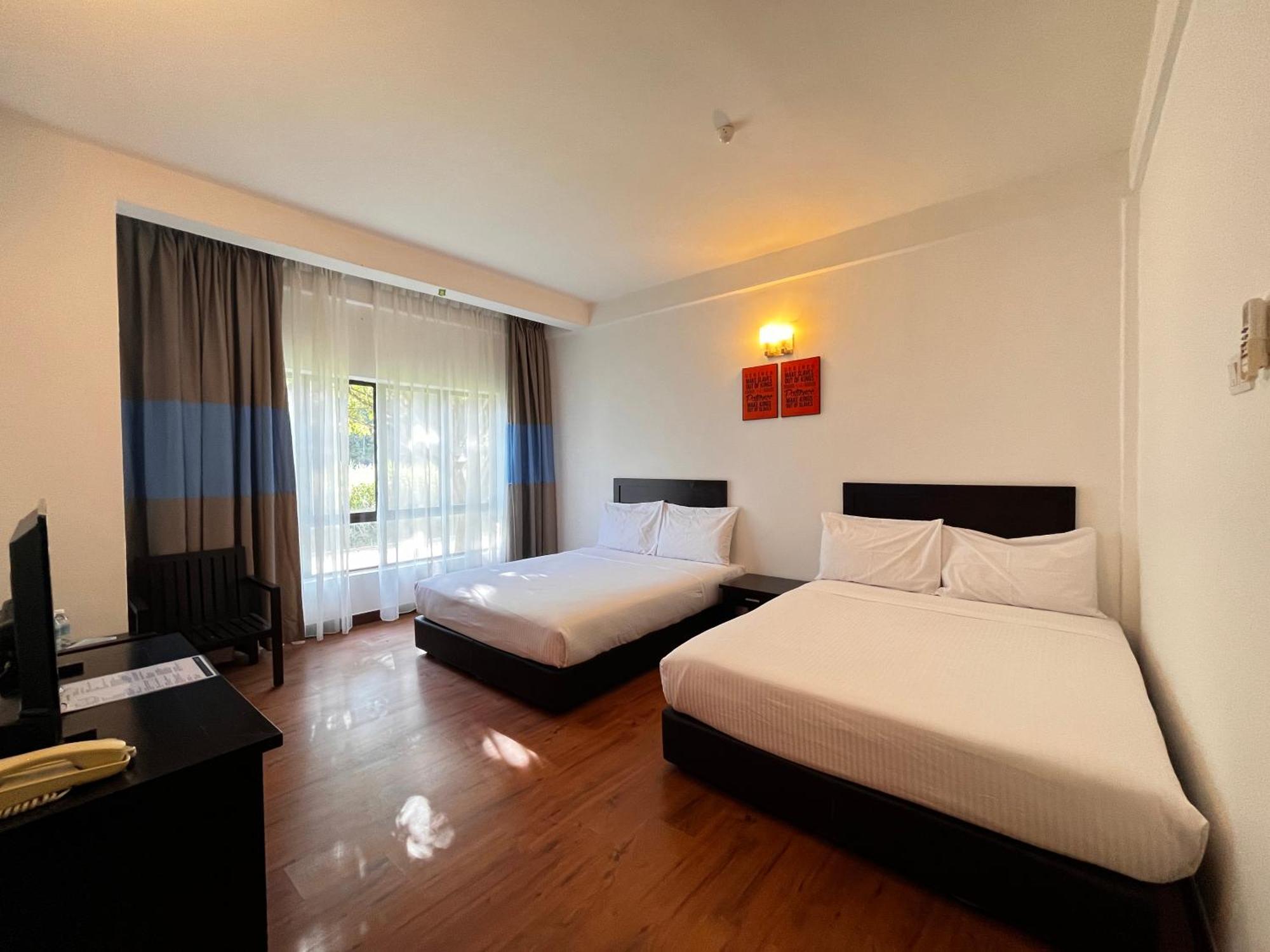 Hotel Erya By Suria Hot Spring Bentong Esterno foto