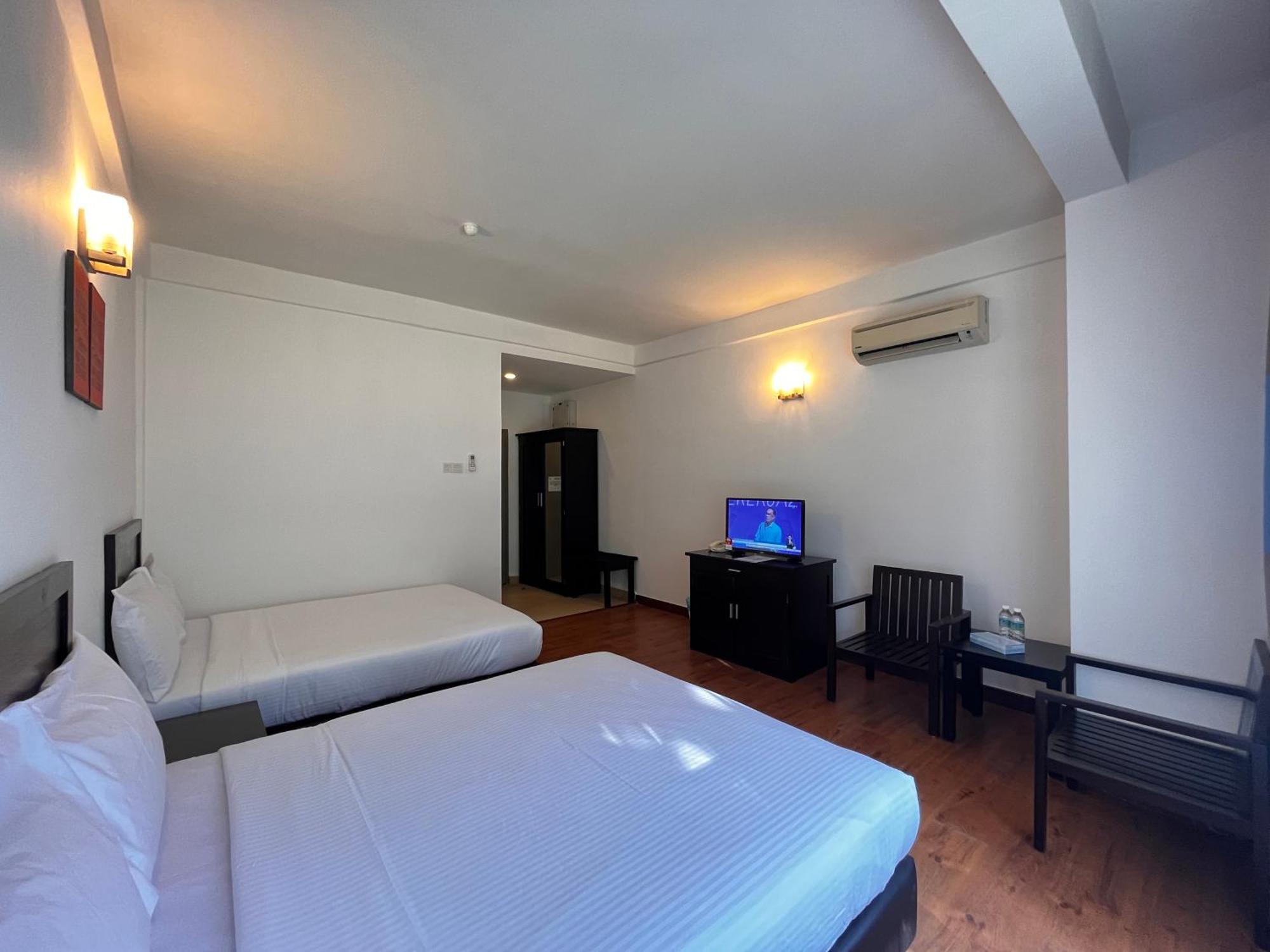 Hotel Erya By Suria Hot Spring Bentong Esterno foto
