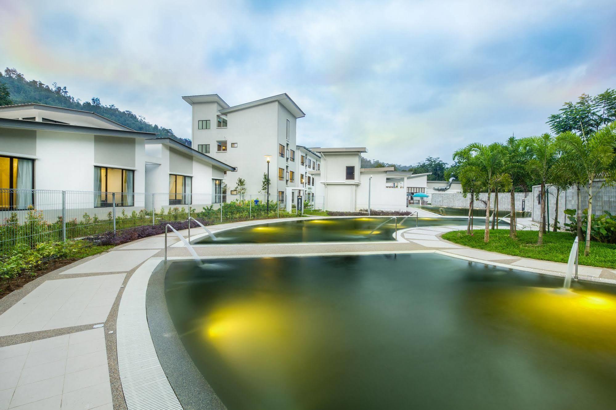 Hotel Erya By Suria Hot Spring Bentong Esterno foto