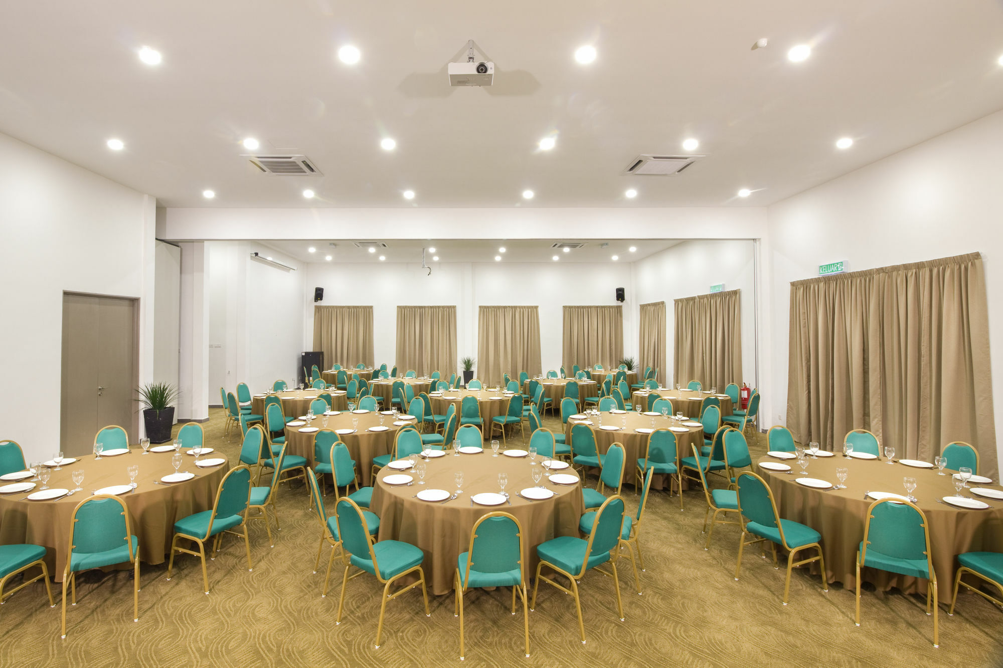 Hotel Erya By Suria Hot Spring Bentong Esterno foto